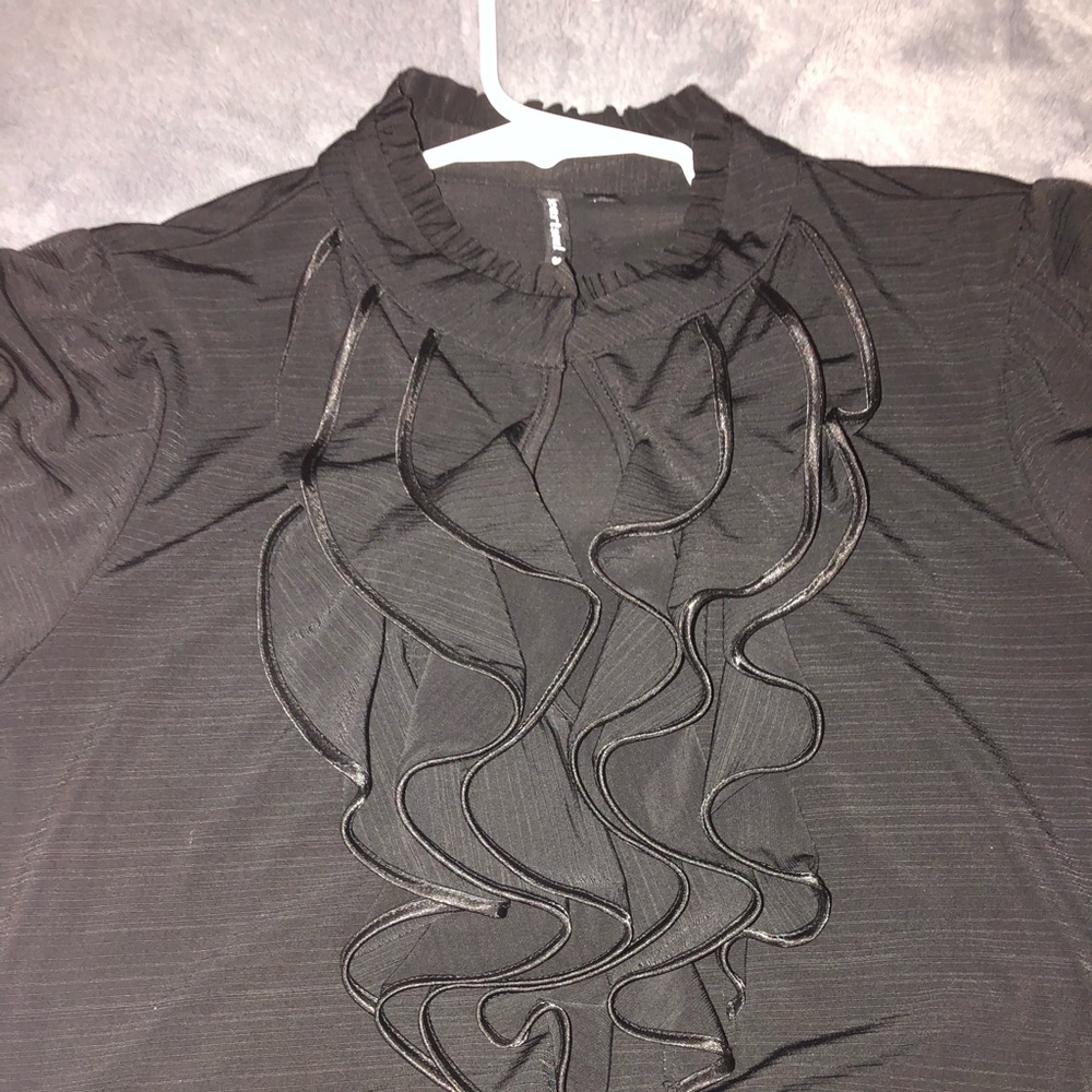 Black Ruffle Top - size medium in juniors - brand HeartSoul